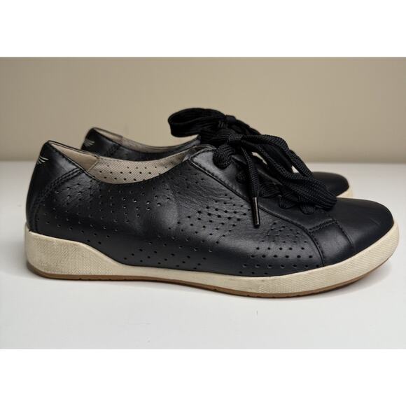 Dansko Orli Sneaker Womens EU 39 US 8.5-9 Black Nappa Leather Low Lace Up Shoe - Picture 1 of 9